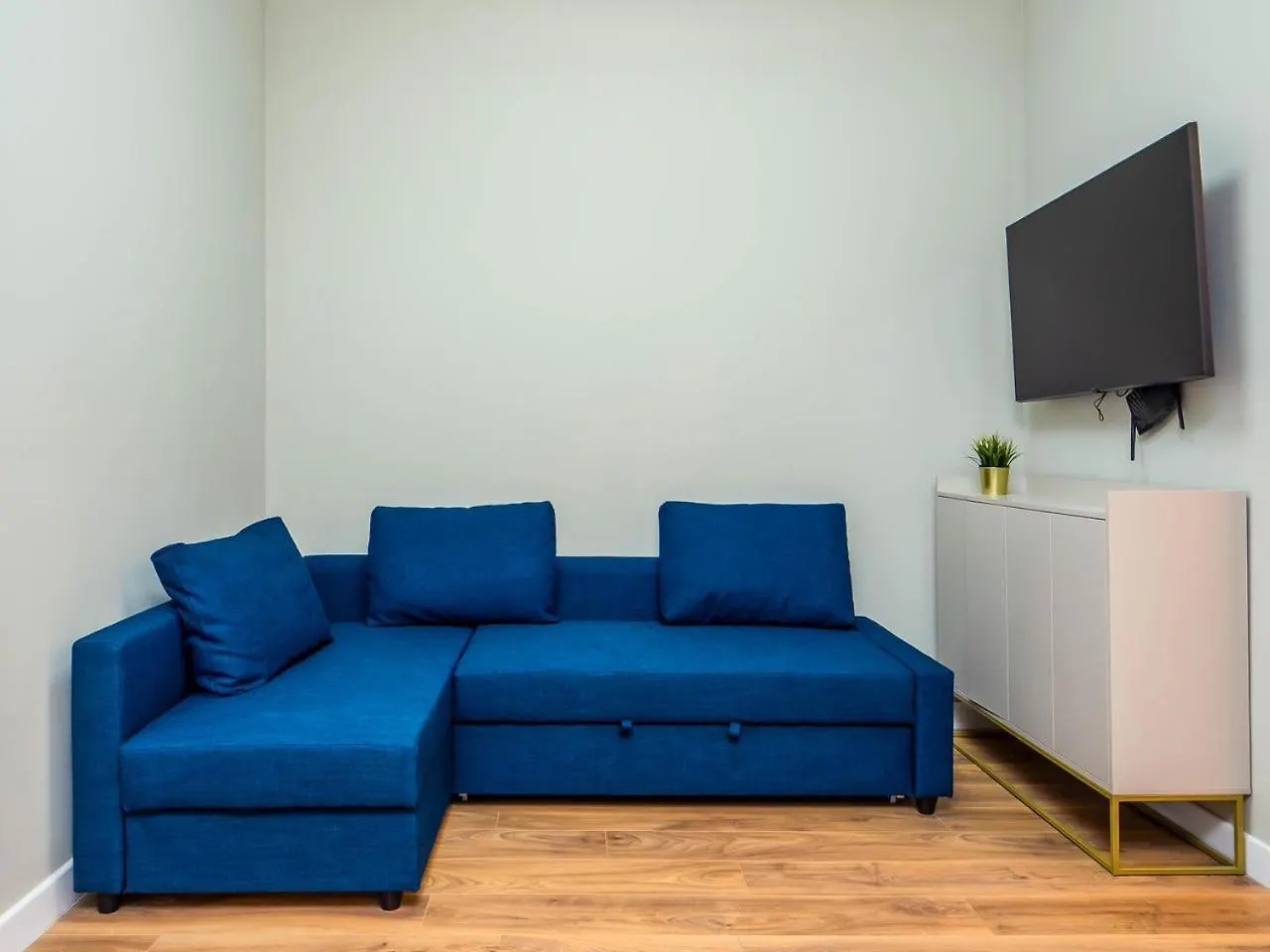 Four Season Apartment Almaty