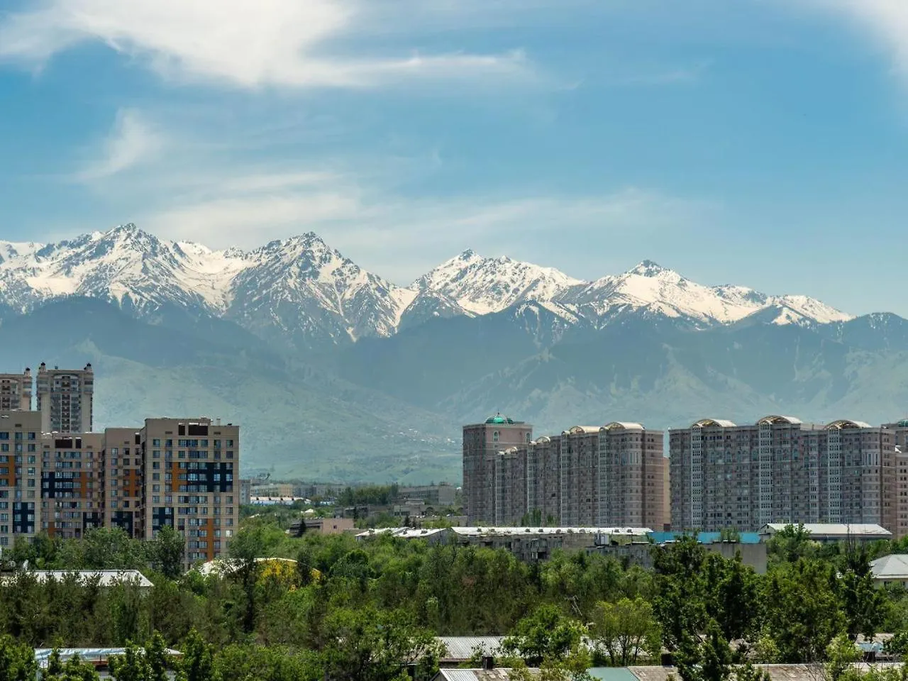 Four Season Apartment Almaty 0*,