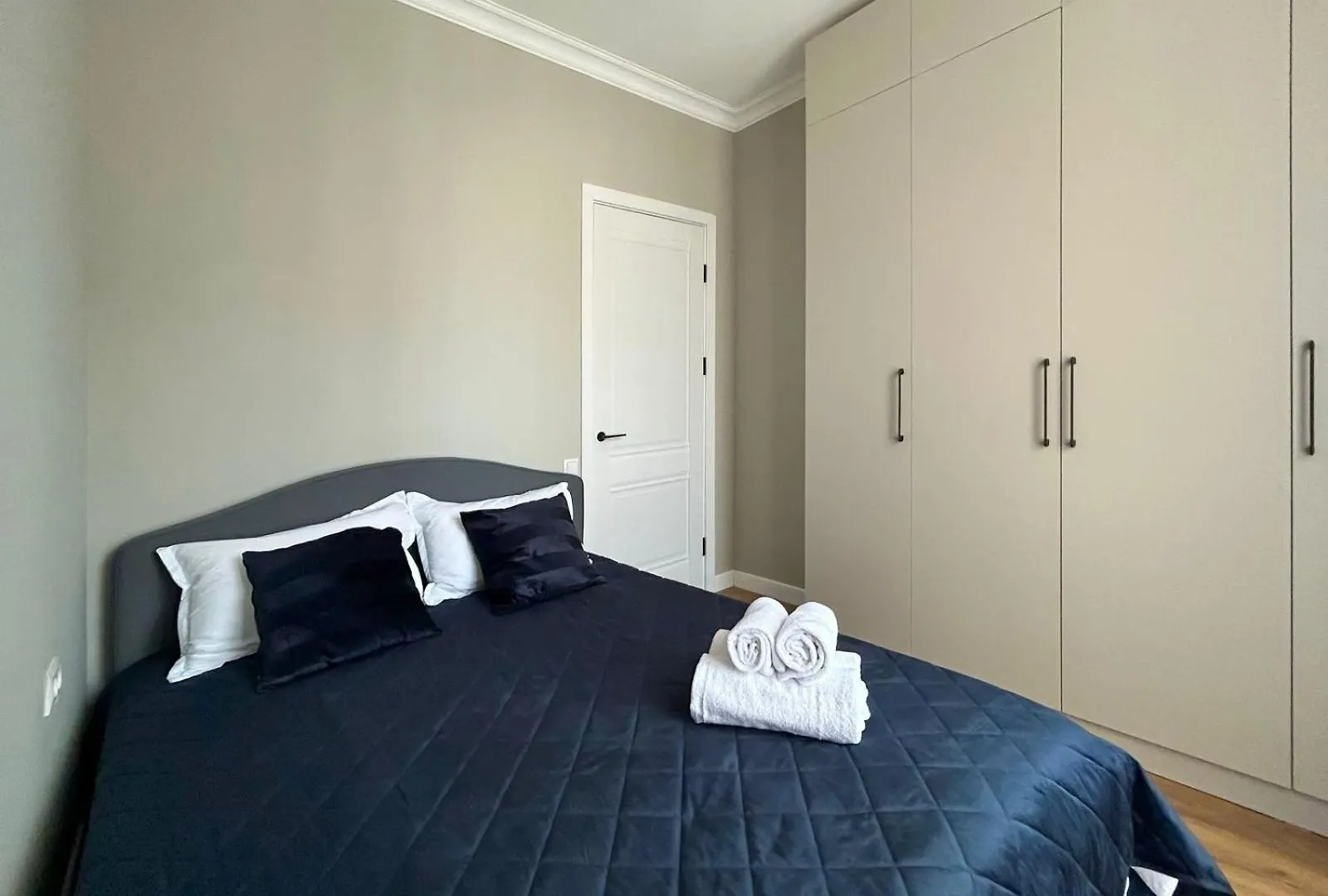 Four Season Apartment Алматы