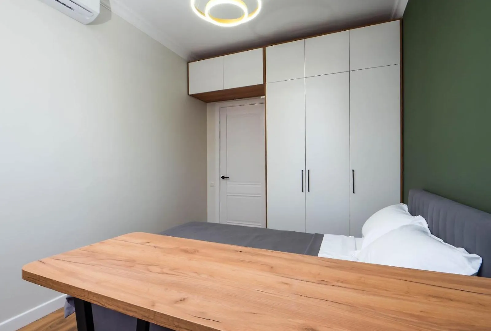 Four Season Apartment Алматы Казахстан